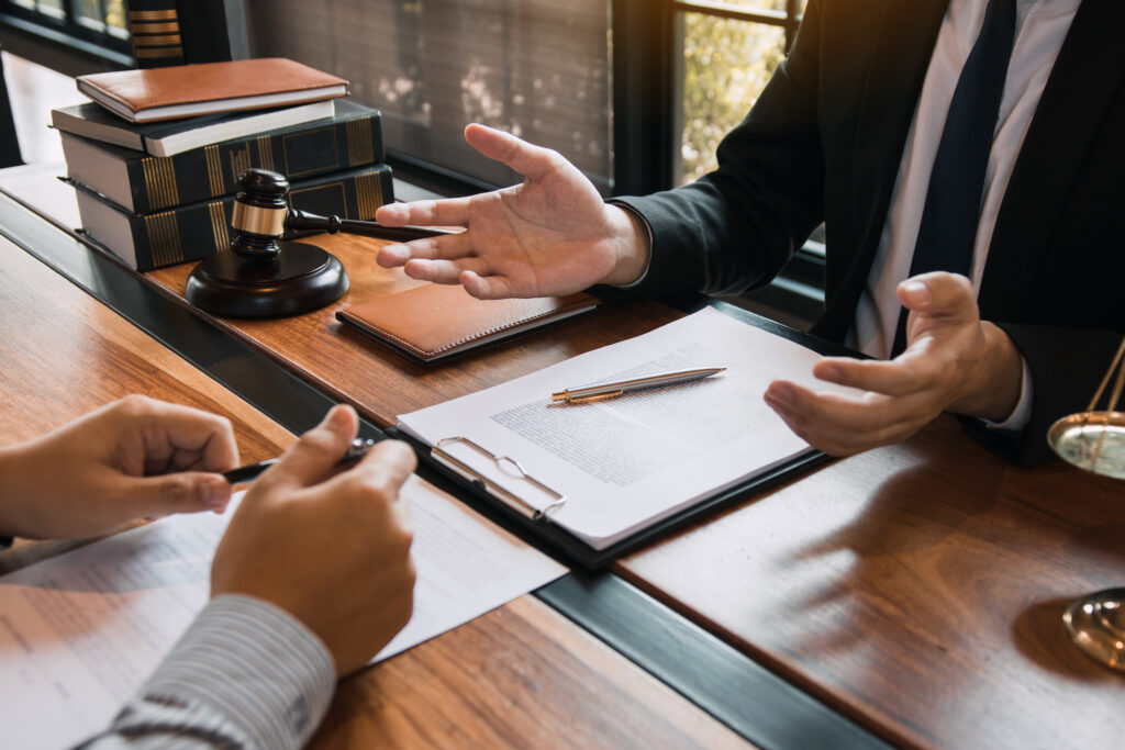 Lawyer providing information to a client